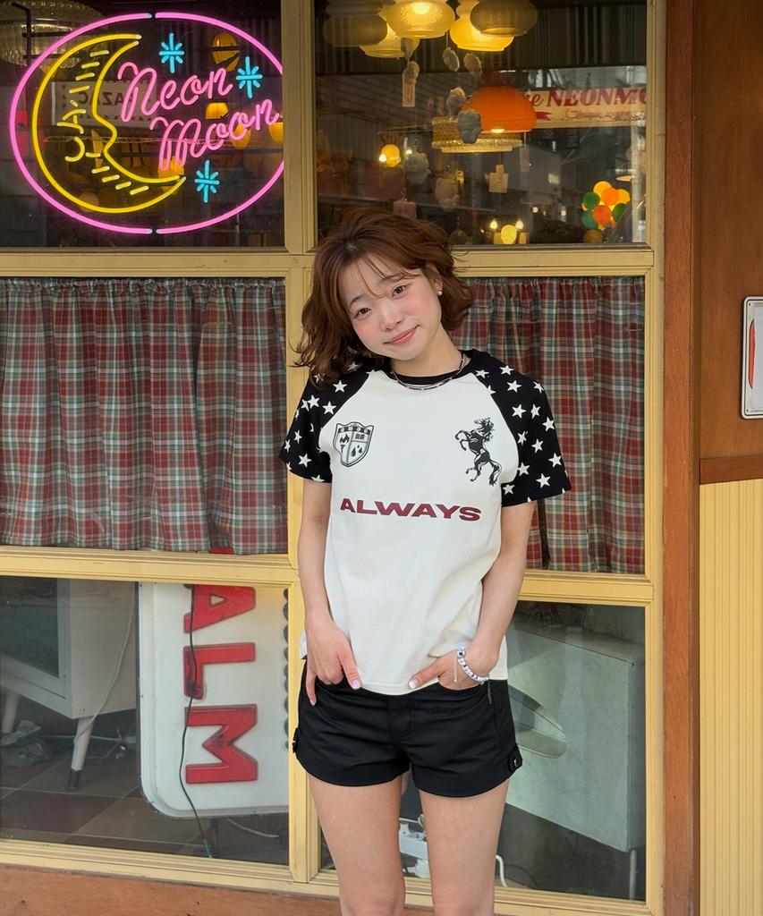 AMOU Always Star Reglan T-Shirts Black