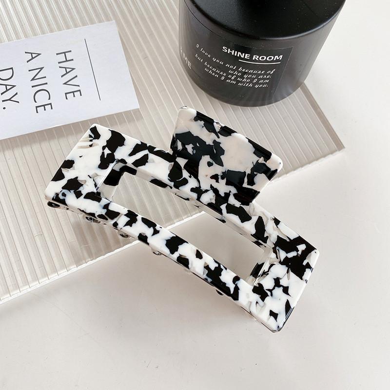 Korean Style Cow Print Hair Claw Set With Beautiful Geometric Design And Handcrafted Quality For Women