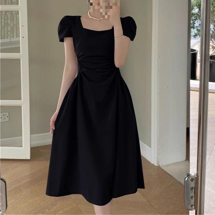 Elegant Korean-Style Pleated Summer Midi Dress with Square Neck and Waist-Cinched A-Line Skirt