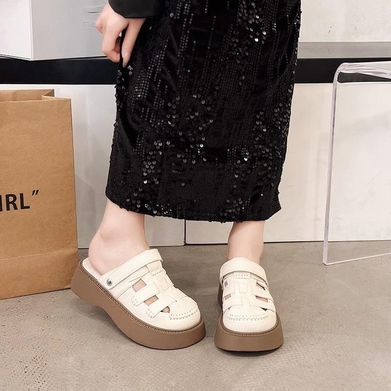 Premium Cool Slippers Women's Summer Wear 2025 New Platform Casual Beach Sandals Fashion with Skirt One-word Drag