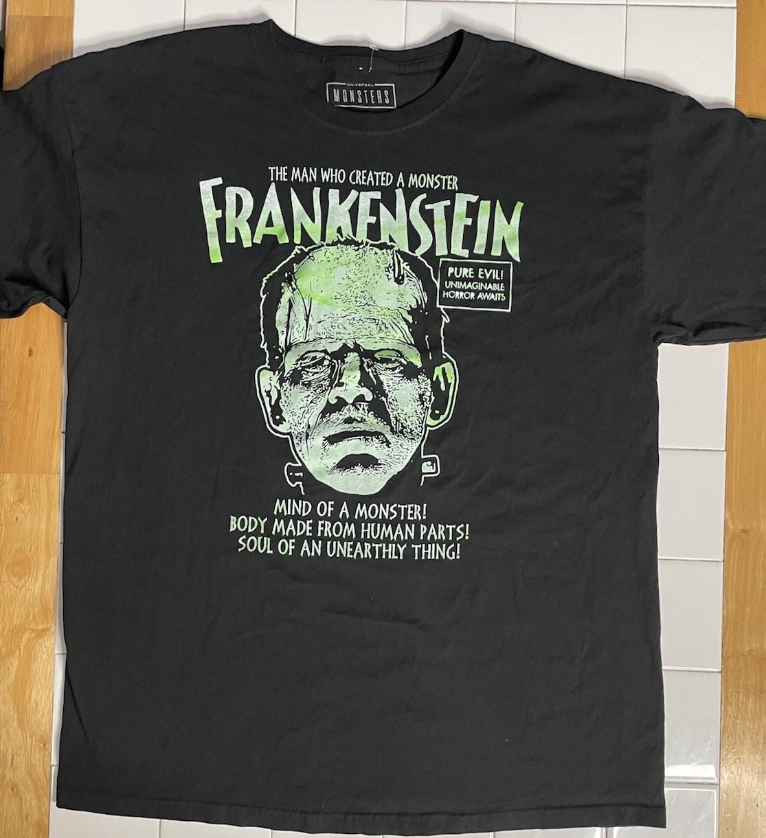 Frankenstein Adult XL T- Universal Studios Monsters Glow in The Dark Unisex T-Shirt XL