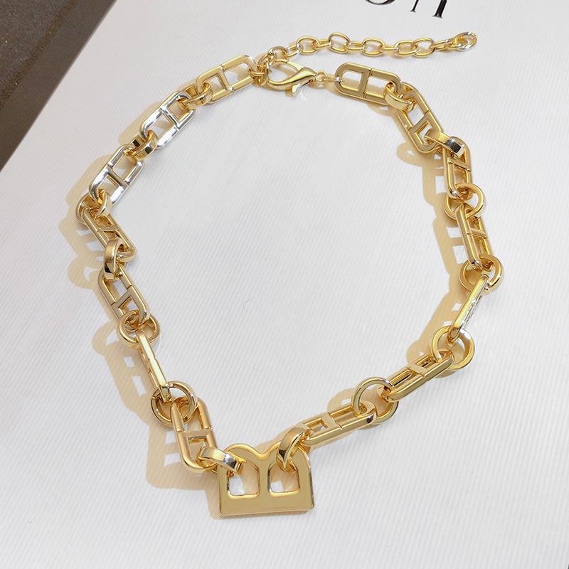 Exaggerated Personality B Letter Necklace Female Trend Metal Wind Collarbone Chain Thick Sweater Chain Hip Hop Style Accessories