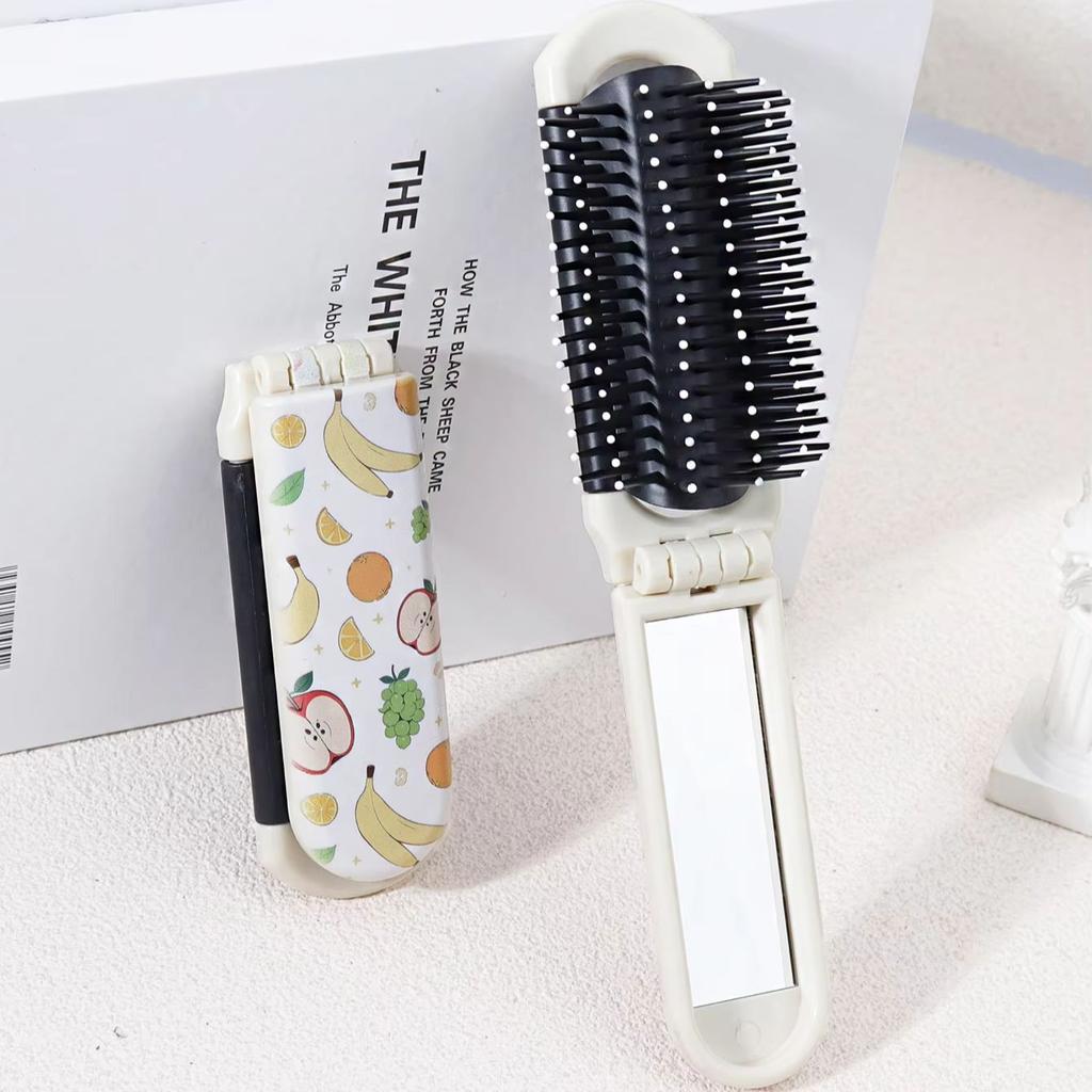 1 Piece of Compact Air Cushion Comb with Multiple Fruit Patterns and Mirror - Foldable and Portable Design