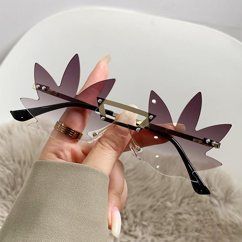 

Maple Leaf Shape Sunglasses - Festival Party Eyewear Rave Halloween Christmas Funky modern Glasses for ladies Men