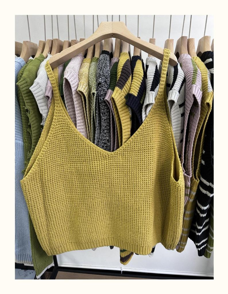 Xiao Wang's Spring Korean Style Plus Size Layered Knit Camisole Vest