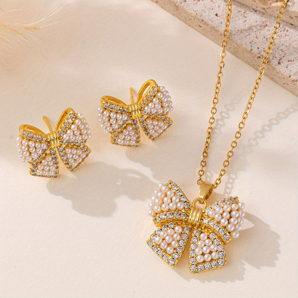 Geometric pendant necklaces and earrings are suitable for daily commuting and are a trendy, creative, simple, and elegant gift for friends and family