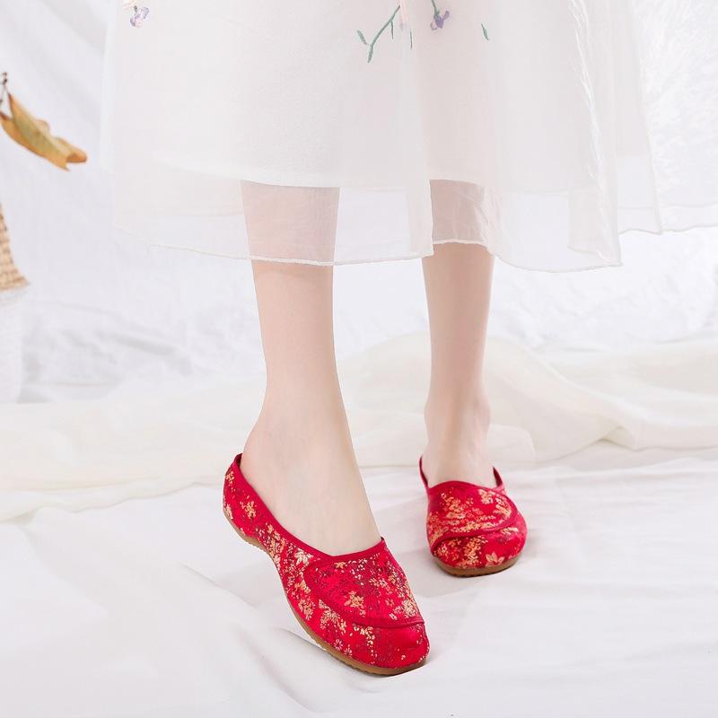 [Full House of Flowers] Spring and Summer Women's Ethnic Style Home Embroidered Slippers Fashion Sandals Women's Inner Height Increasing Slippers Wome