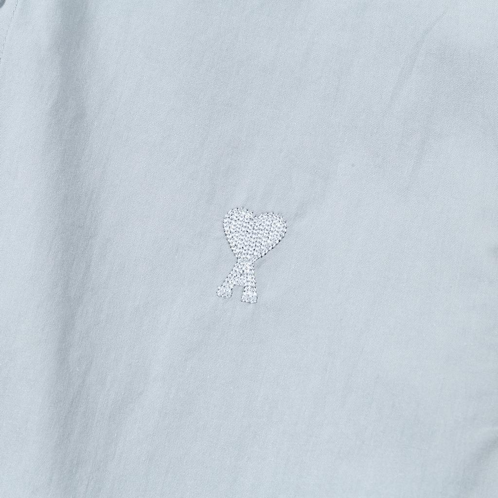 AMI Spring and Summer New Chest Color Small Heart Embroidery Casual Cotton Solid Color Long Sleeved Shirt