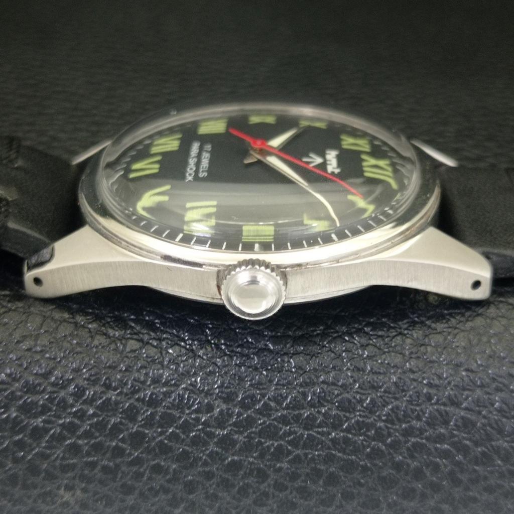 HMT HAND-WINDING INDIAN MENS VINTAGE ROMAN FIGURE BLACK DIAL WATCH a702849-1 R211-a702849