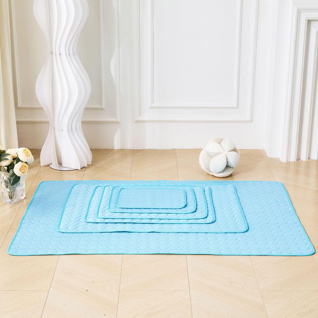 Summer Ice Silk Cooling Mat for Pets - Breathable Cooling Pad for Cats and Dogs