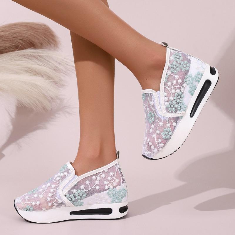 2025 New Women's Sneakers Floral Embroidery Mesh Sneakers for Women Slip On Casual Comfy Heeled Shoes Woman