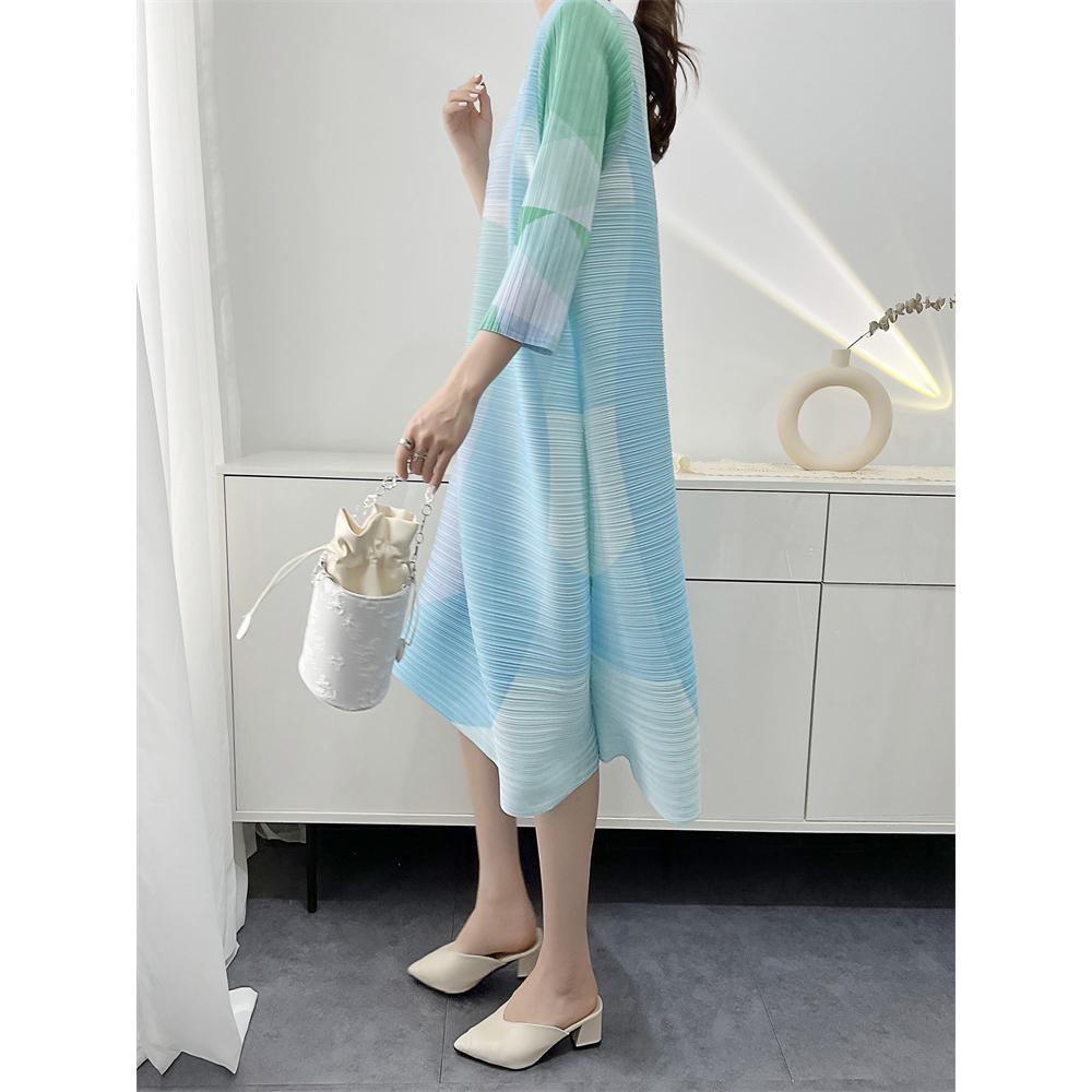 Women's Dresses Evening Dresses Beautiful Printed Pleated Dress Summer Age Plus Size Loose Mid-year Long Female Skirt