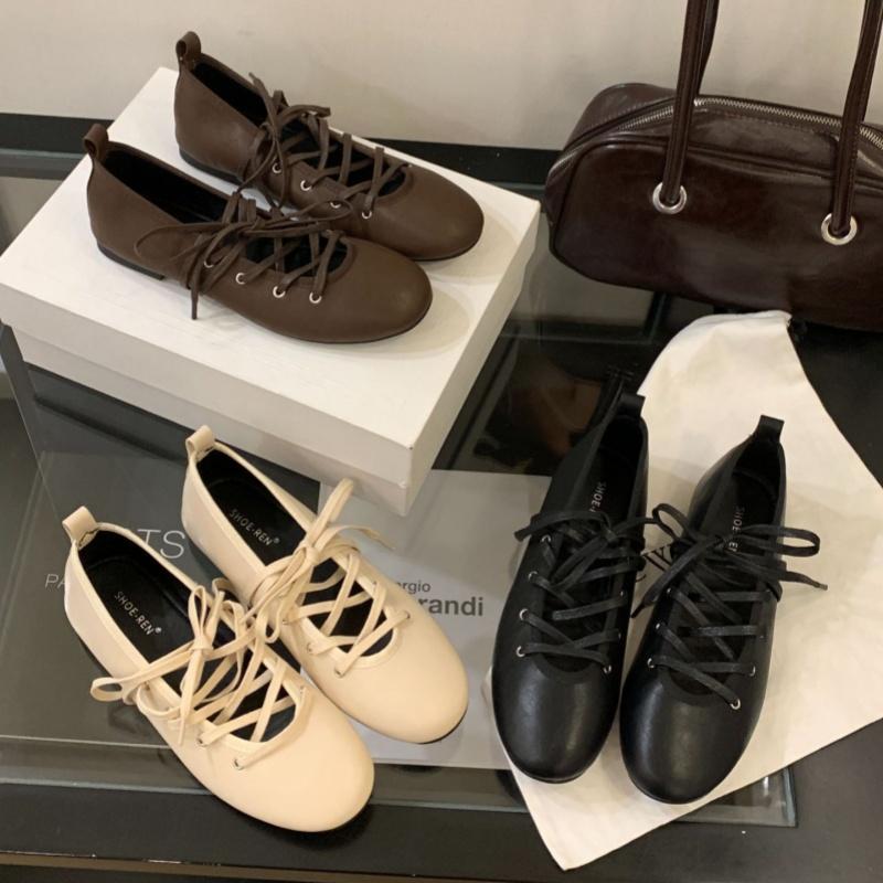 Fashion New Fashion Comfortable Soft Leather Ballet Shoes 2025 Round Toe Lightweight Designer Shoes Elegant Party Dress Women Shoes