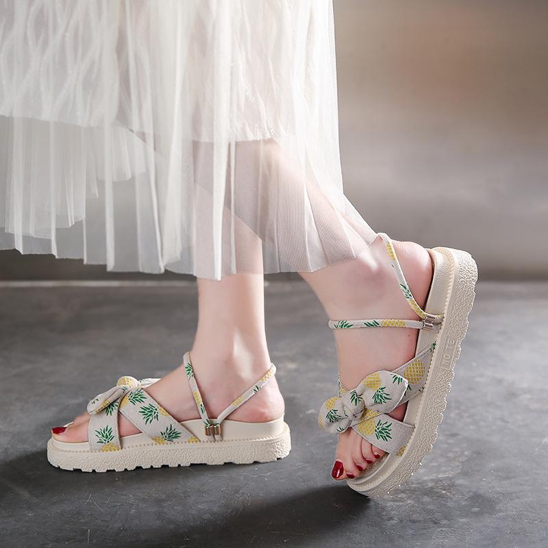 Strawberry Cute Slippers Female Summer Wear Fairy Style Bow Thick Sole Two Wear Sandals Cool Slippers Comfortable