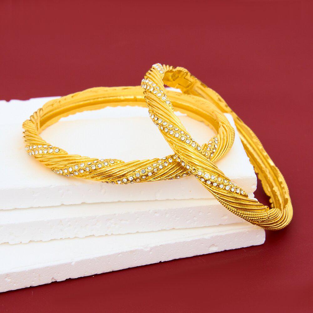 Gold Plated Twisted Clasp Chinese Elegant Bracelet 