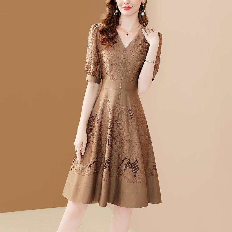 Vestido bordado de industria pesada para mujer, falda recortada con cuello en V, estilo nuevo a la moda, verano 2023