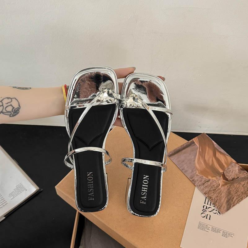 2025 Summer New Love Rhinestone Beautiful Thick Heel Cool Slippers Outside Wearing Fairy Square Head Silver Temperament Female Sandals