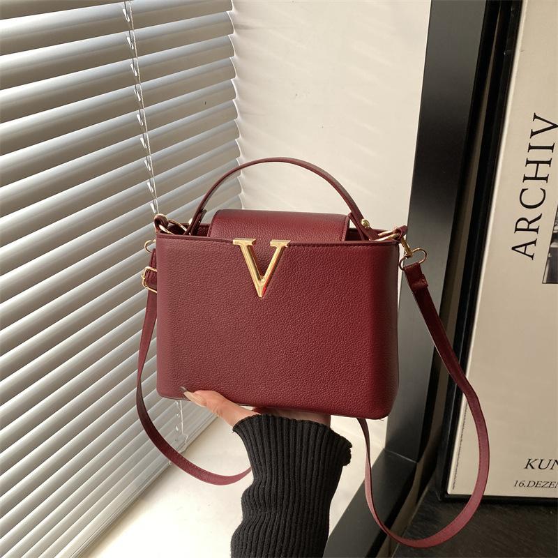 Luxury Women's Tote Bag, Chic V Shaped Stylish Pu Leather Bucket Bag, Top Cover Handbag Women Shoulder Crossbody Bags for Woman