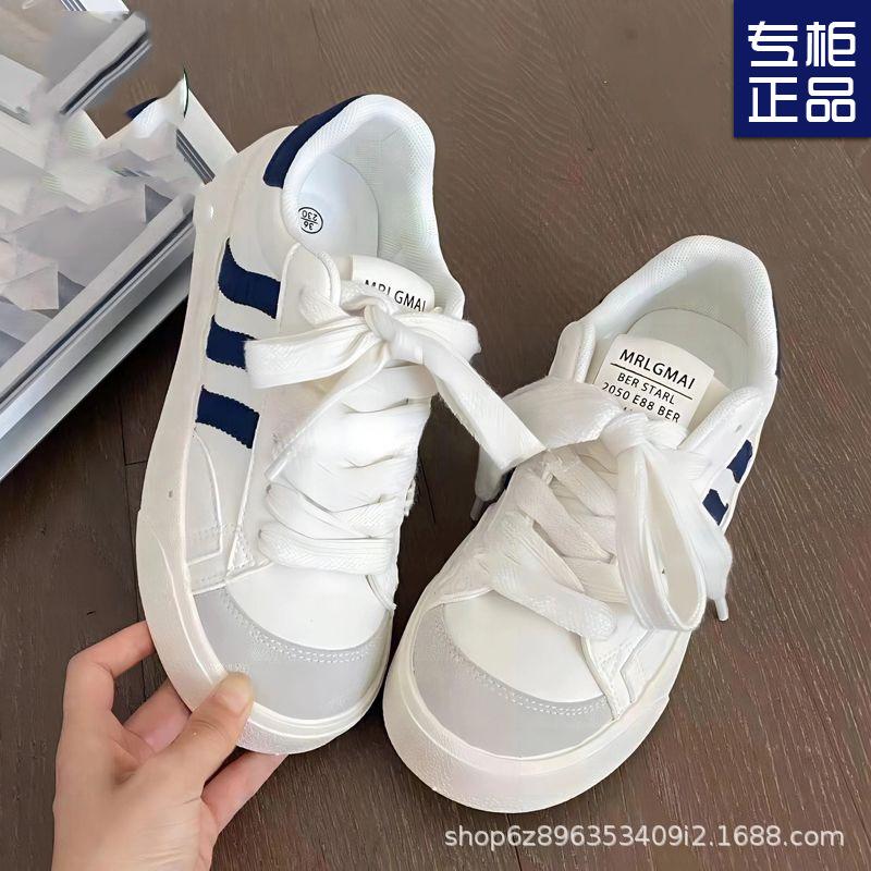 

Популярные маленькие белые туфли для студенток, универсальные, осень 2025, новые, на плоской подошве, универсальные, удобные, модные, повседневные туфли 35