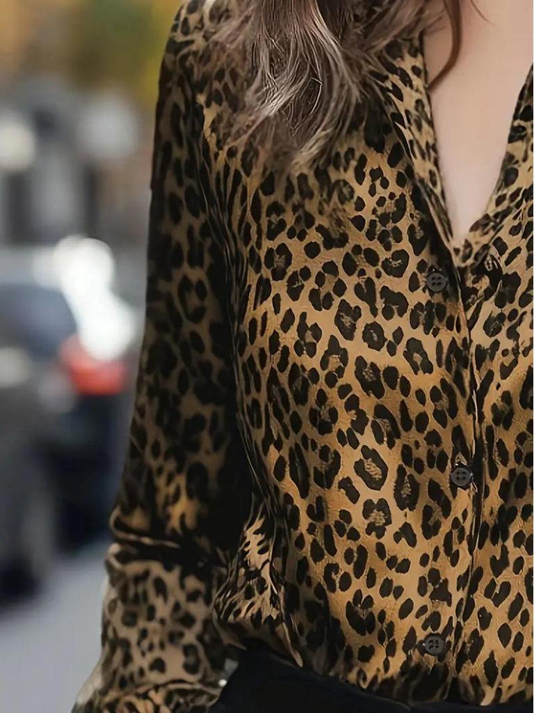 Elegant Leopardmönstrad Blommig Långärmad Topp för Kvinnor