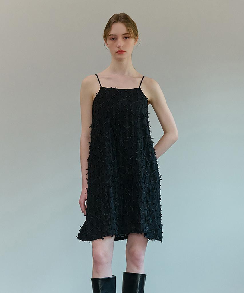 Kamino Ribbon Embroidered Sleeveless Dress Black