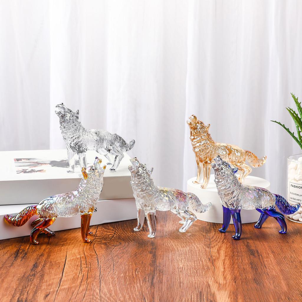 Crystal Glass Wolf Figurine Howling Wolf Statue Hand Glass Animal Sculpture Collectible Paperweight
