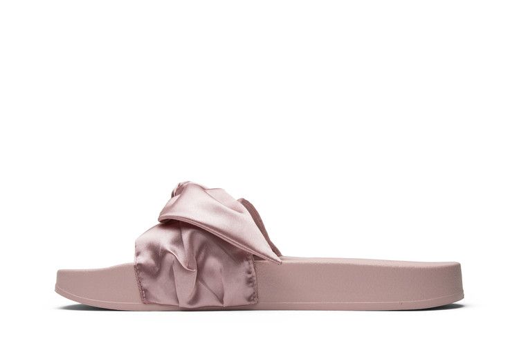 Klapki damskie Puma Bow Slide Rihanna Fenty Różowe (Kobiety) Srebrny Różowy/Srebrny Puma