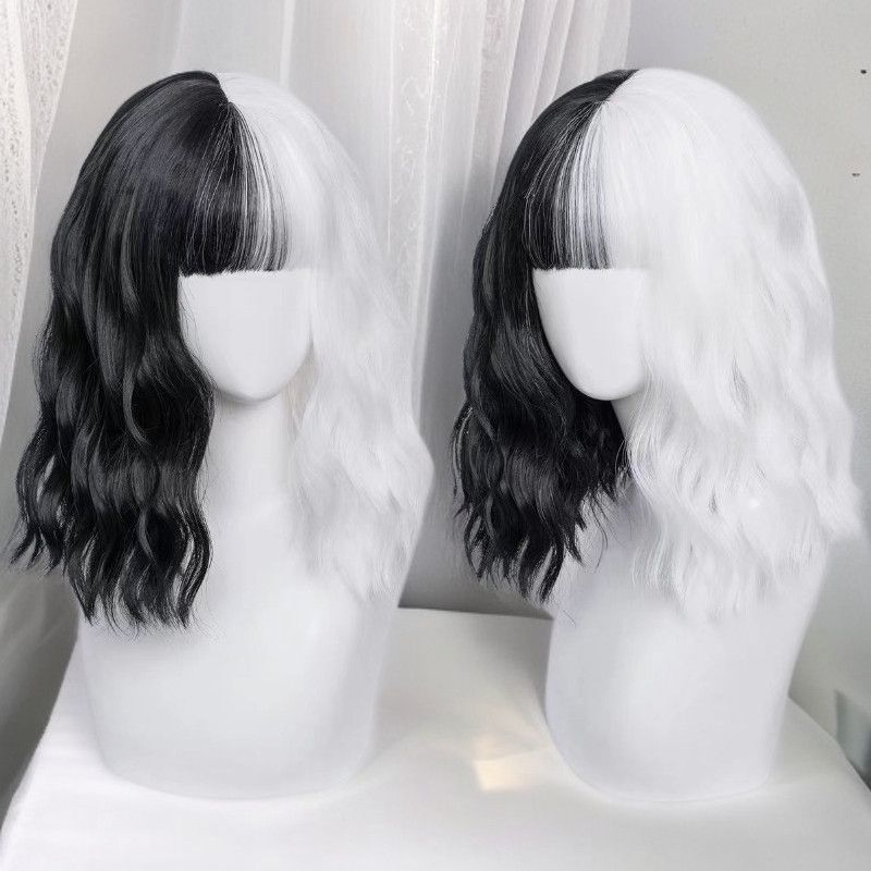 Schwarz-Weiß-Perücke - Mädchen-Yin-Yang-Frisur-Perücke - Schwarz-Weiß-Hexe Kuiaras Halloween-Cosplay Kurze Lockenperücke - Anime Tägliche Cosplay-Perücke