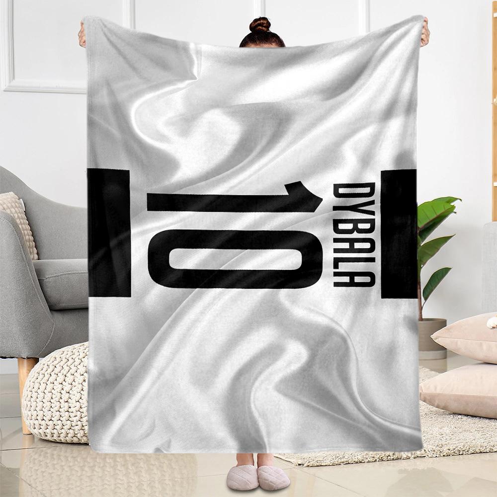 Football Stars Action Blanket Ultra-Soft Perfect for Livingroom Chair Seaside for All Seasons Playful Design Suitable for Gifting Relatives and Friend