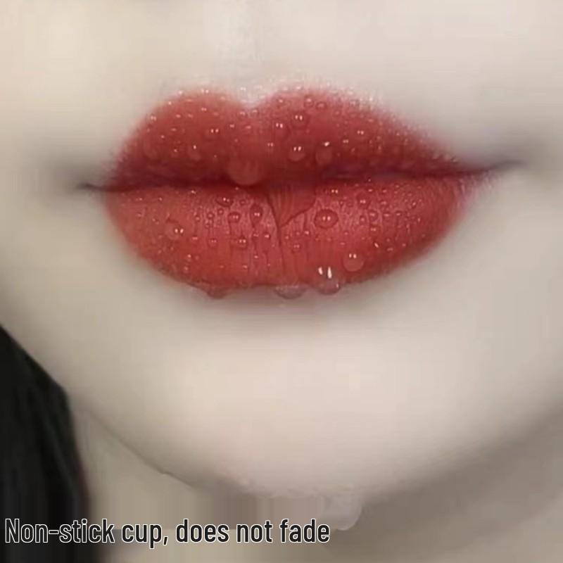 Cinnamon Milk Tea Waterproof Lip Gloss: Non-Fading, Moisturizing, Non-Stick, Long-Lasting, Brightening for Bare Skin.