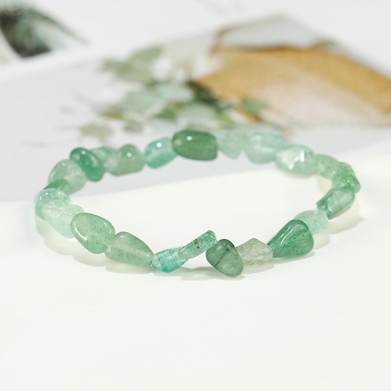 

Natural crystal rough stone bracelet green strawberry crystal powder amethyst single circle gravel irregular bracelet women s simple accessories