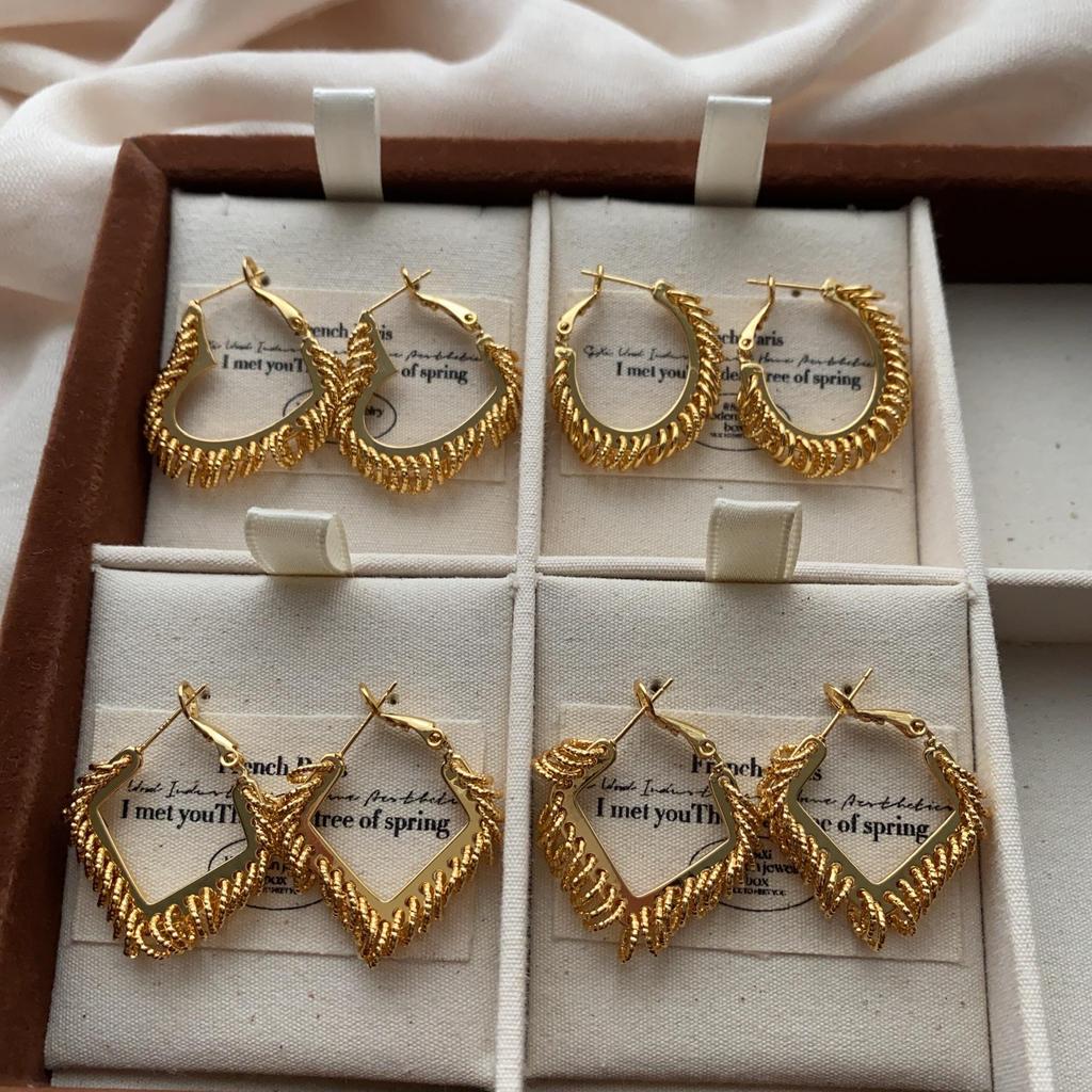 Love Round Geometric Weaving Earrings Ear Buckles Light Luxury Exquisite Retro Niche Premium Daily Versatile Earrings