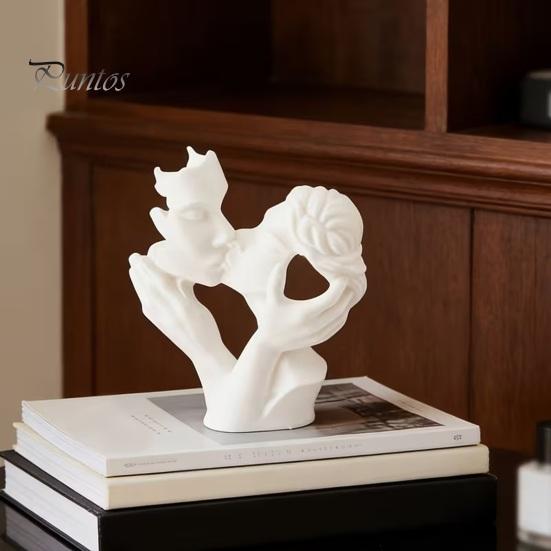 Living Room Art Piece 3D Printed Kissing Couple Figurine, Romantic Hollow-out Statue with Wide Solid Stable Base, Modern Delicate Carved Figurine