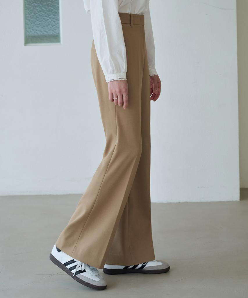 Deuloupisumeon Comfy Wool Slim Bootcut Slacks [Black]