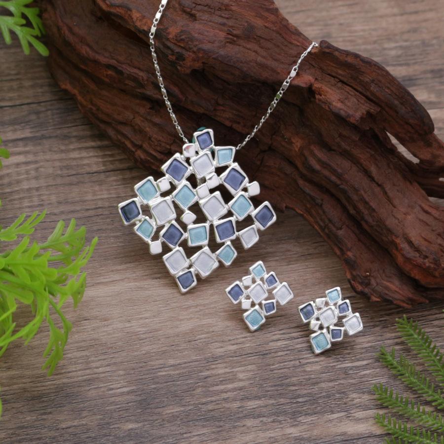 New enamel color hollow square stud earrings pendant set women's high-end geometric square necklace