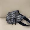 [Gebraucht] Saddle Ikonische Schräge Besticktes Monogramm Schultertasche - Ausgezeichnet #1YXD4CB