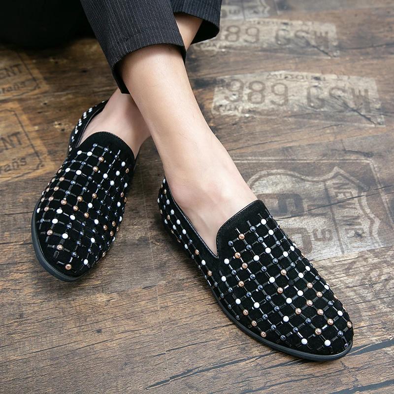 2025 Black Rhinestone Men Dress Shoes Noble Velvet Crystal Luxury Moccasins Mens Loafers Office Business Party Man Casual Shoes