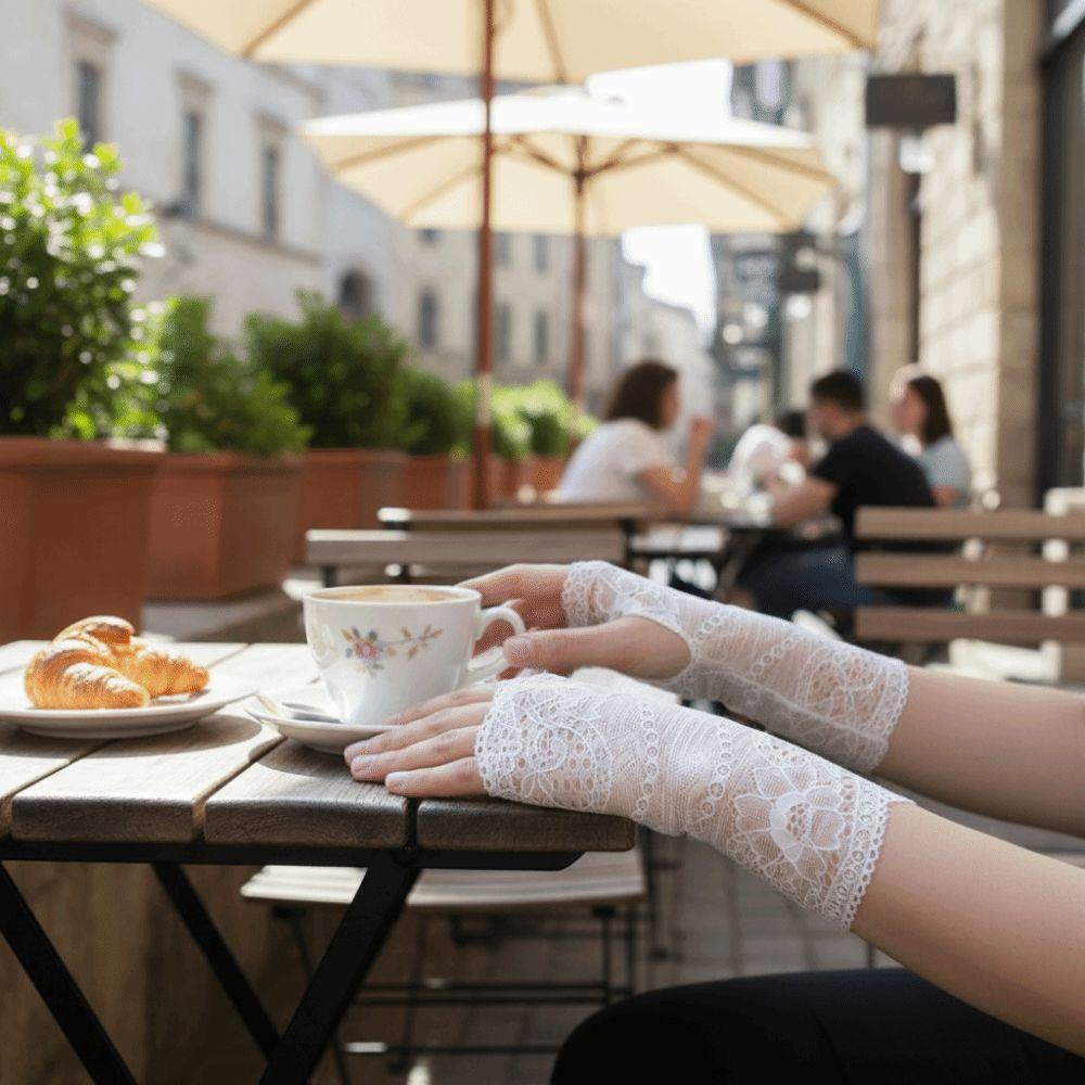 Breathable Lace Half Finger Gloves Thin Sun Protection Riding Gloves  Driving