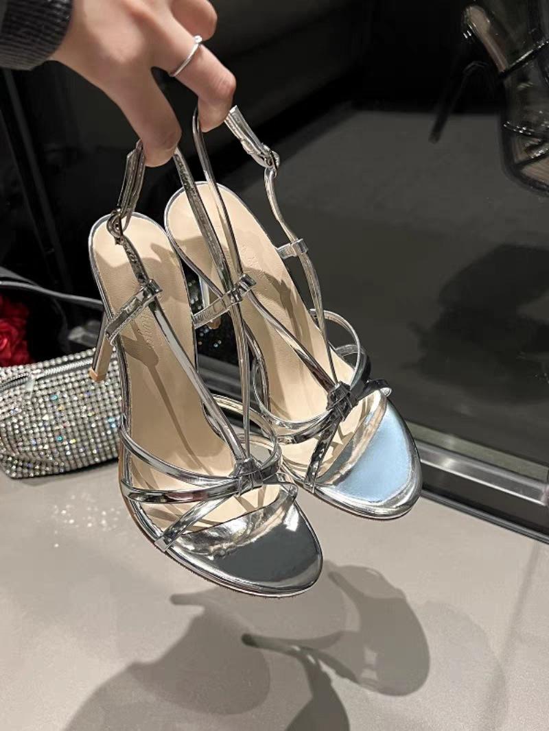 

Сандалии для девочек 2024 года, новые золотые босоножки на высоком каблуке с открытым носком и пряжкой, юбка-шпилька, высокие каблуки, стиль феи 40