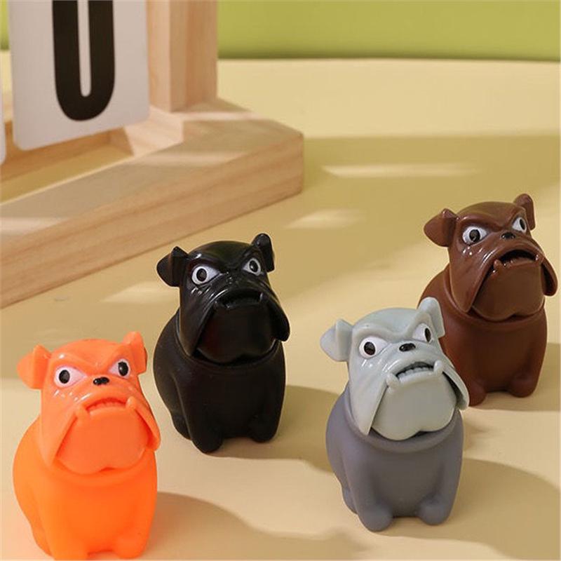 

Evil Dog Squeeze Head: Roaring Prank Toy for Stress Relief One Random Color