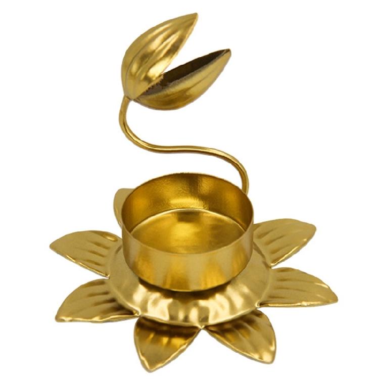 Candle Holder Metal Candlestick Unique Geometric Flower Desk Candlelighting Stand For Sophisticated Home Decoration