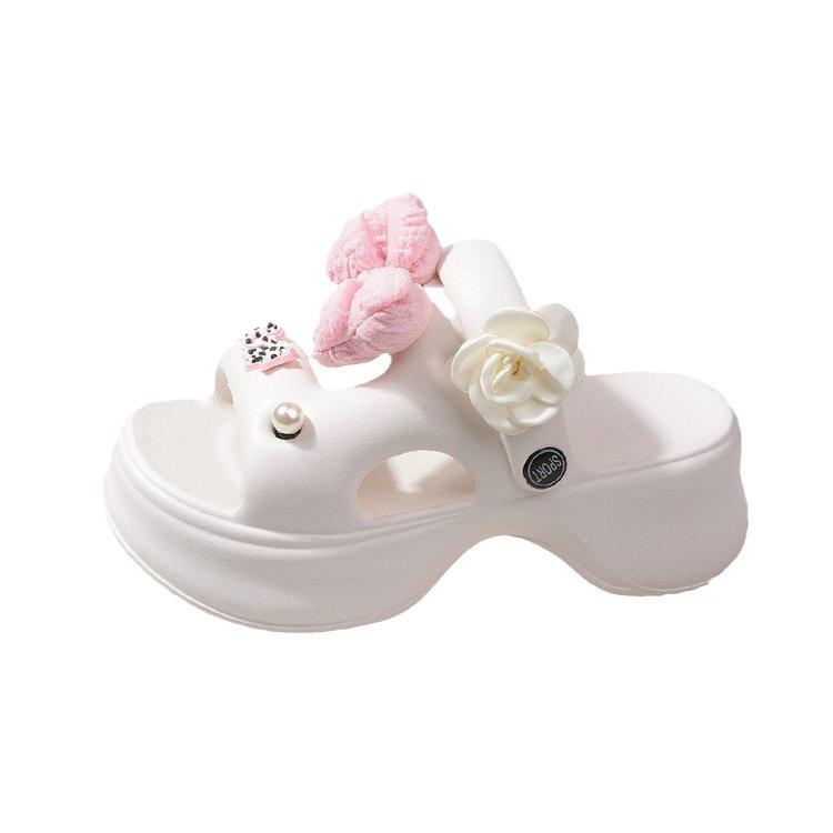 Niedliche Hausschuhe im Feenstil Damen Mary Jane Tragen 2024 neue Mode auf Scheiße treten Gefühl dicksohlige Lochschuhe Sandalen Tide