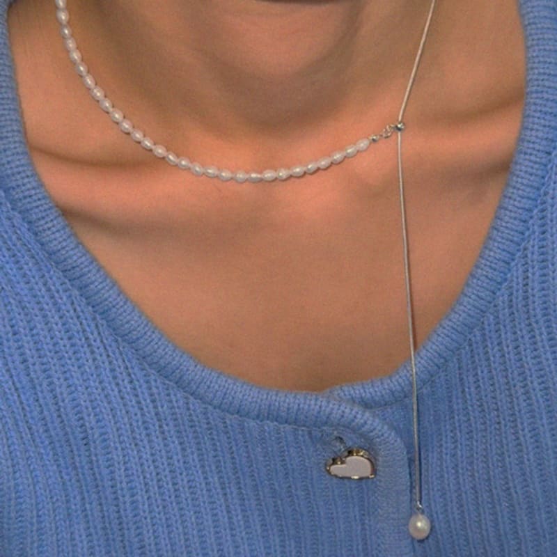 MARQUEMENT [Exclusive] Pearl Slide Drop Necklace