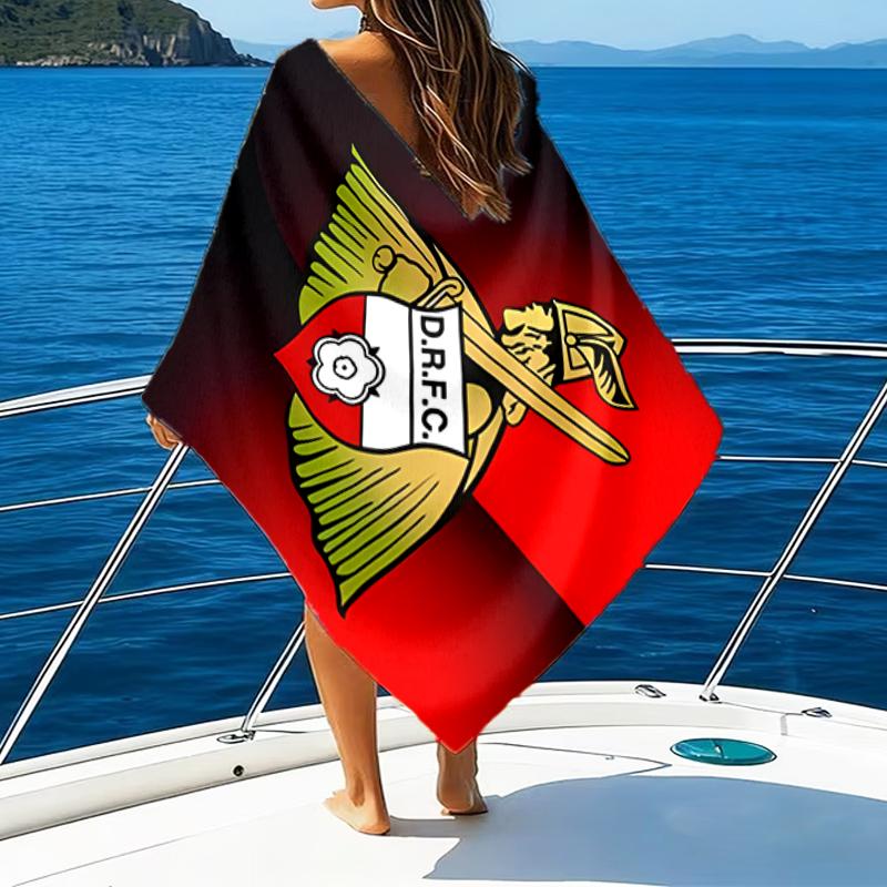 Doncaster Red Crest Beach Towel - Soft, Absorbent Microfiber, Lightweight, Ideal for The Beach, Parties, Travel, Camping fan gifts