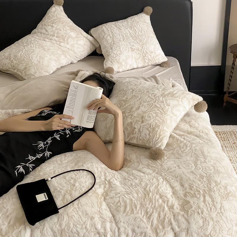 Lilang Embossed Pine Wood Brown 4-Piece Bedsheet Set