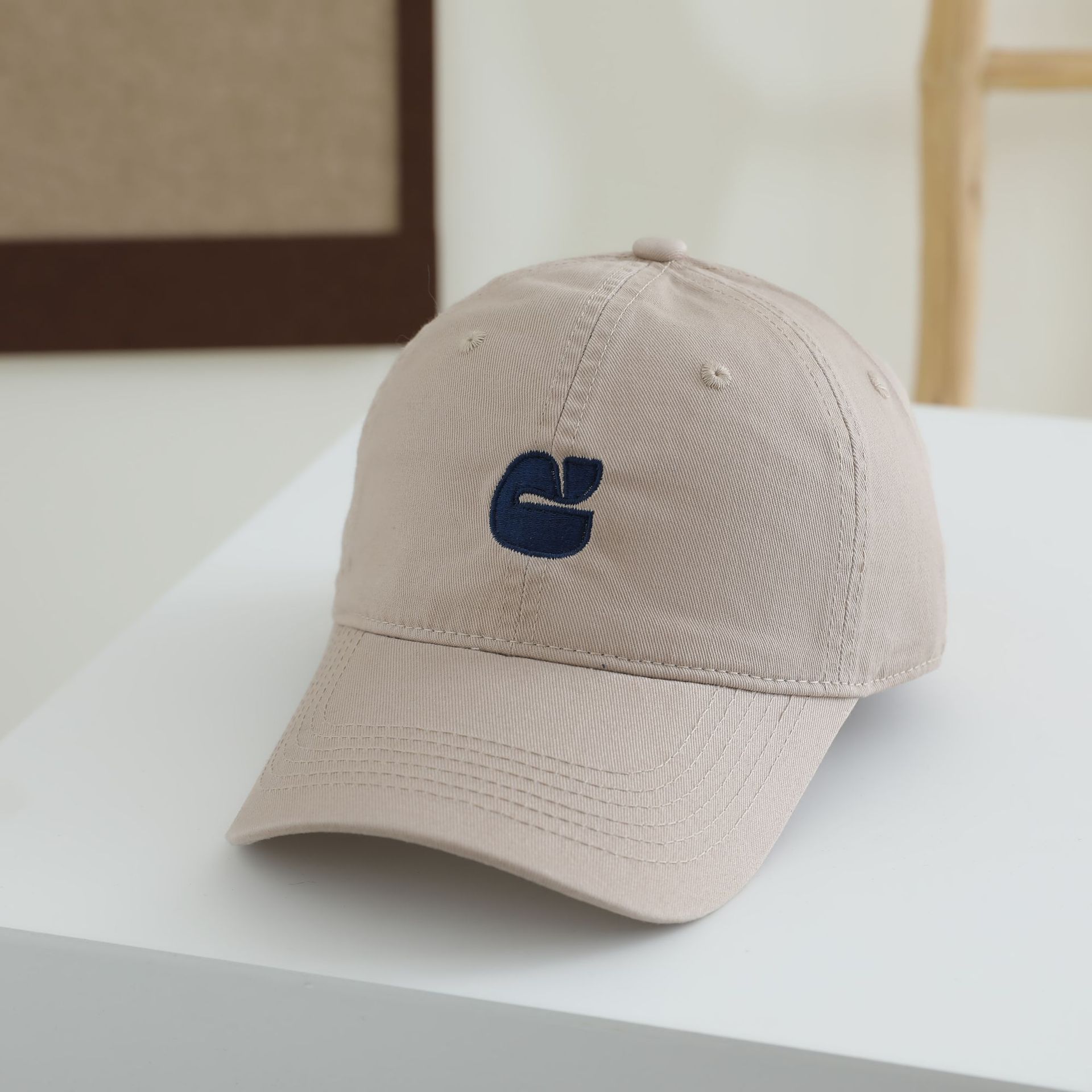 

Мягкий верх, большая окружность головы, маленькая, свежая, простая, с широкими полями, бейсболка для детей, пара, универсальная, кепка для лица M（56-58cm） бежевый