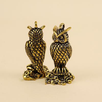 Deko & Wohnaccessoires – Statuetten