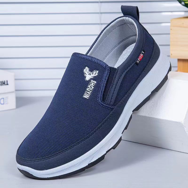 

Stepping shoes men s new elderly shoes spring breathable casual shoes old Beijing cloth shoes men s sports shoes 44