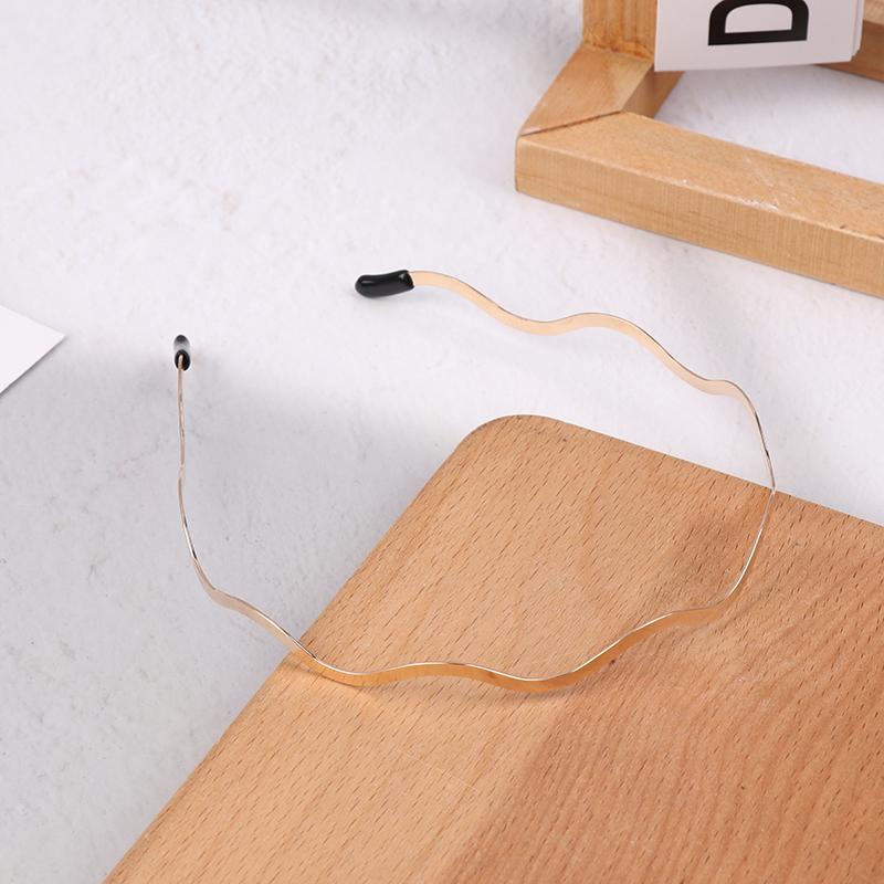 Γυναικείες Χρυσές Μεταλλικές Κυματιστές Μπάντες Μαλλιών Γεωμετρικές Λεπτές Στέκες Κομψό Κεφαλόδεσμο Για Καθημερινή Έξοδο Πάρτι