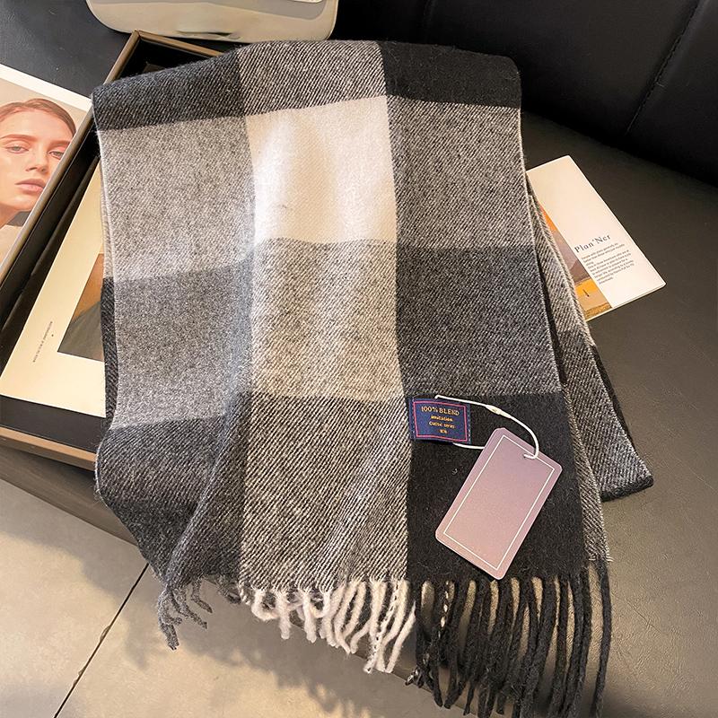 Classic Large Plaid Scarf For Men And Women Couples Korean Style Versatile Warm Neck Scarf Fashionable Gift